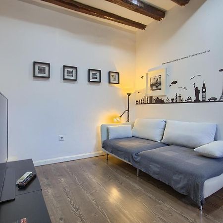 Charming Sol Attic Lägenhet Madrid Exteriör bild