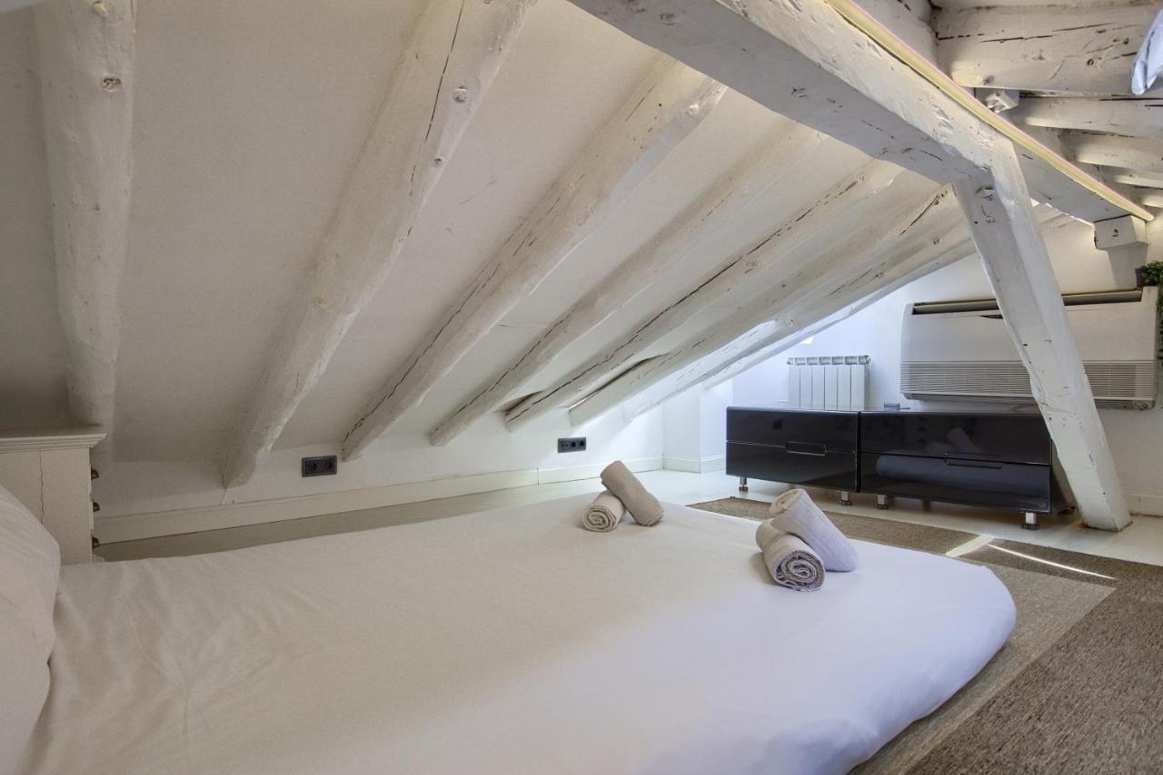 Charming Sol Attic Lägenhet Madrid Exteriör bild